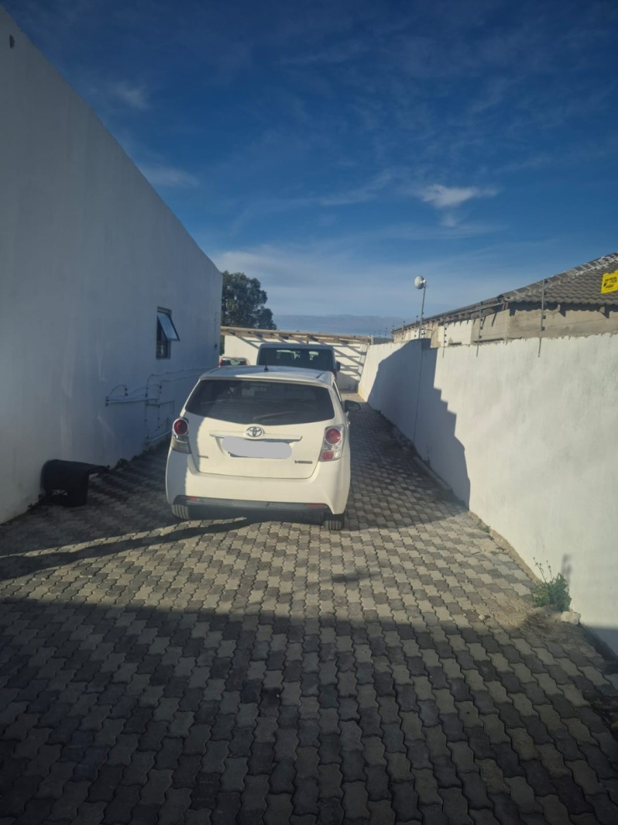 4 Bedroom Property for Sale in Rowallan Park Eastern Cape